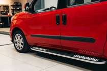Opel Combo 2012–2018 Bočné nášľapy Tayga V2 (2 ks, hliník) fotografia 1