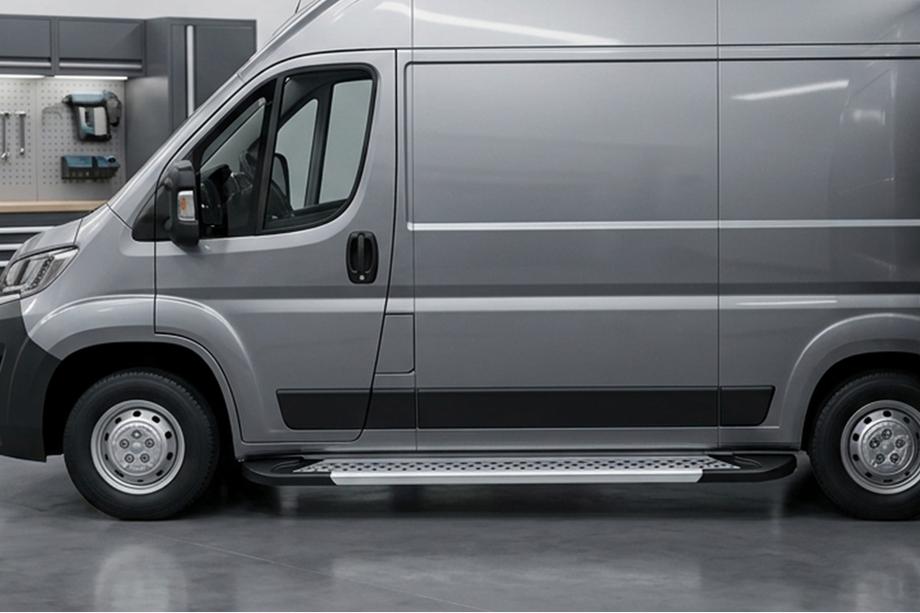 Peugeot Boxer 2006–2025 Bočné nášľapy New Vision Grey (2 ks, hliník) Image