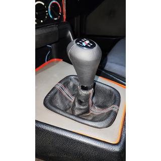 OEM hlavica radiacej páky (koženka, čierna hladká) BMW 5 séria E34 1988–1995 fotografia 4
