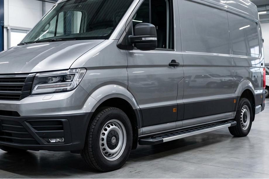 Volkswagen Crafter 2016– Bočné nášľapy RedLine V1 (2 ks, hliník) Image