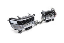 Toyota Land Cruiser 200 2007–2021 Predné svetlomety 2016+ (LX-Design) fotografia 16
