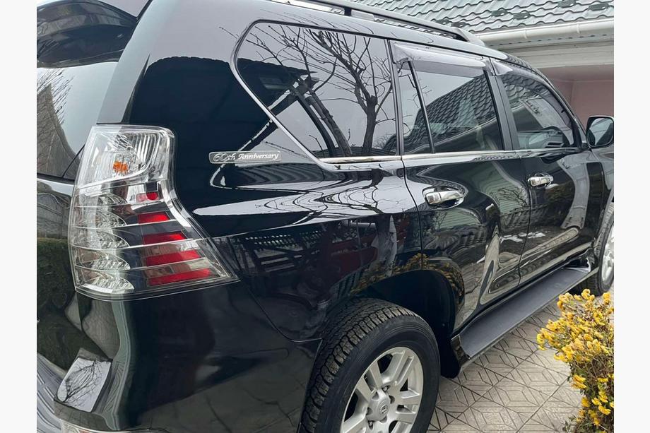 Toyota Land Cruiser Prado 150 2009–2023 Faceliftový kit pre Lexus GX460 2020 Fotografia 40