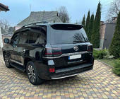 Toyota Land Cruiser 200 2007–2021 Zadné svetlá 2016-2021 (Sequential Red) fotografia 9