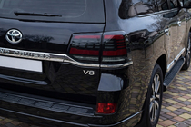Toyota Land Cruiser 200 2007–2021 Zadné svetlá 2016-2021 (Sequential Red) fotografia 5