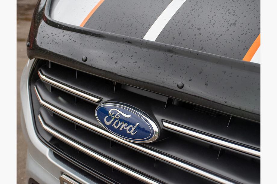 Ford Custom 2013–2022 Deflektor kapoty EuroCap (2018-2022) Fotografia 11