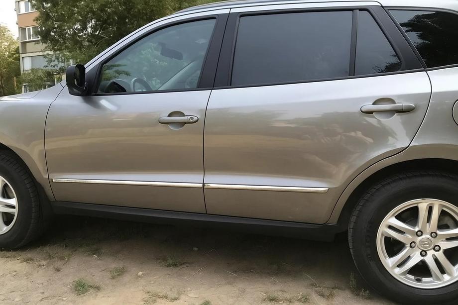 Hyundai Santa Fe 2 2006–2012 Nerezové dverné lišty (4 ks) Image
