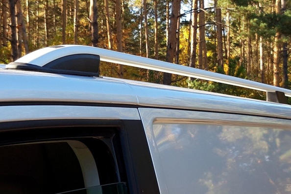 Strešné lyžiny pre Volkswagen T5 Caravelle