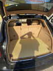 Porsche Cayenne 2010–2017 Vanička do kufra so subwooferom (EVA, béžová) fotografia 4