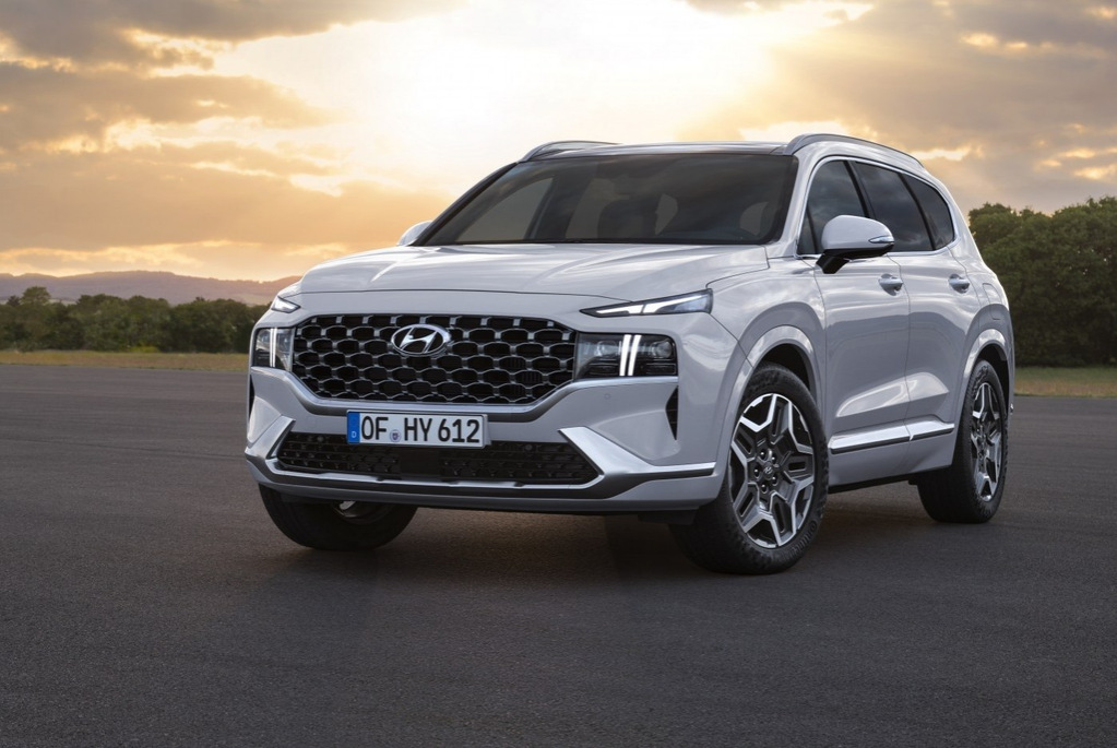 Aktualizovaný crossover Hyundai Santa Fe je už v predaji