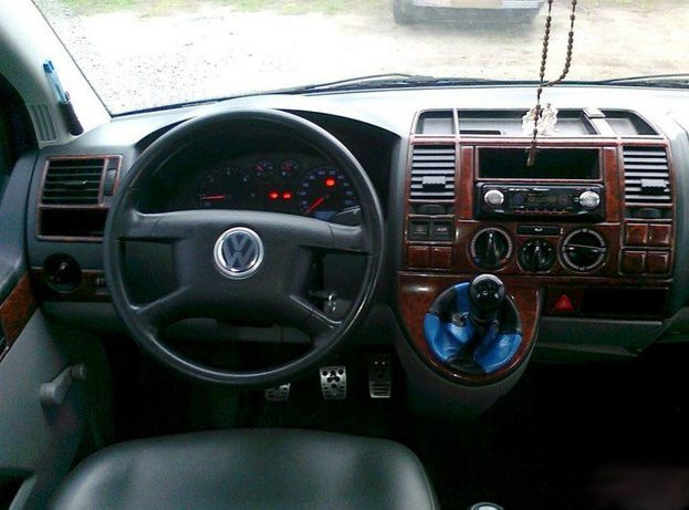 Tuning interiéru Volkswagen T5 Multivan a kryty palubnej dosky