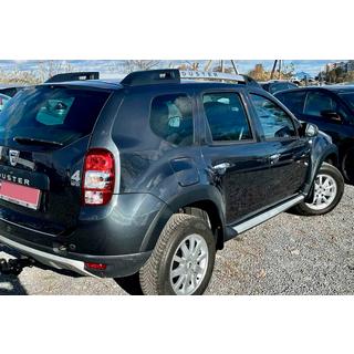 Hladké lemy blatníkov (8 ks, plastové) Dacia Duster 2008–2018 fotografia 2