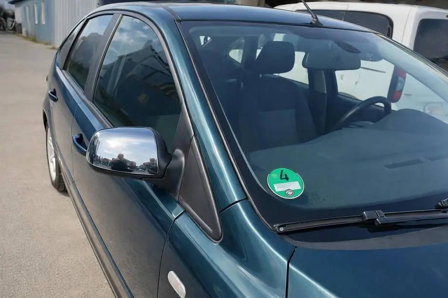 Ford Fiesta 2002–2008 Nerezové chrómové kryty spätných zrkadiel (2 ks) Image