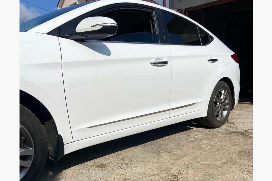 Hyundai Elantra (AD) 2015–2020 Dverové lišty (4 ks, nerez) Image