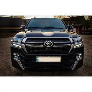 Facelift prestavbová sada z LC200 2008-2015 na 2021 Executive fotografia 3