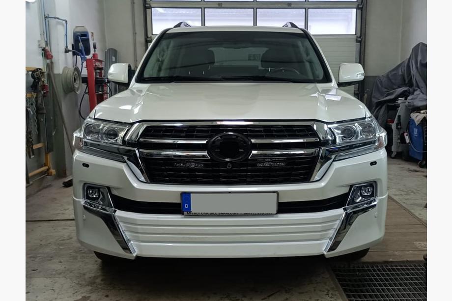 Toyota Land Cruiser 200 2007–2021 Facelift prestavbová sada z LC200 2008-2015 na 2021 Executive Fotografia 44