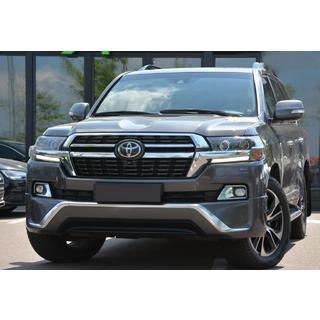 Restylingový kit z LC200 2008-2015 na 2016 Executive Toyota Land Cruiser 200 2007–2021 fotografia 4