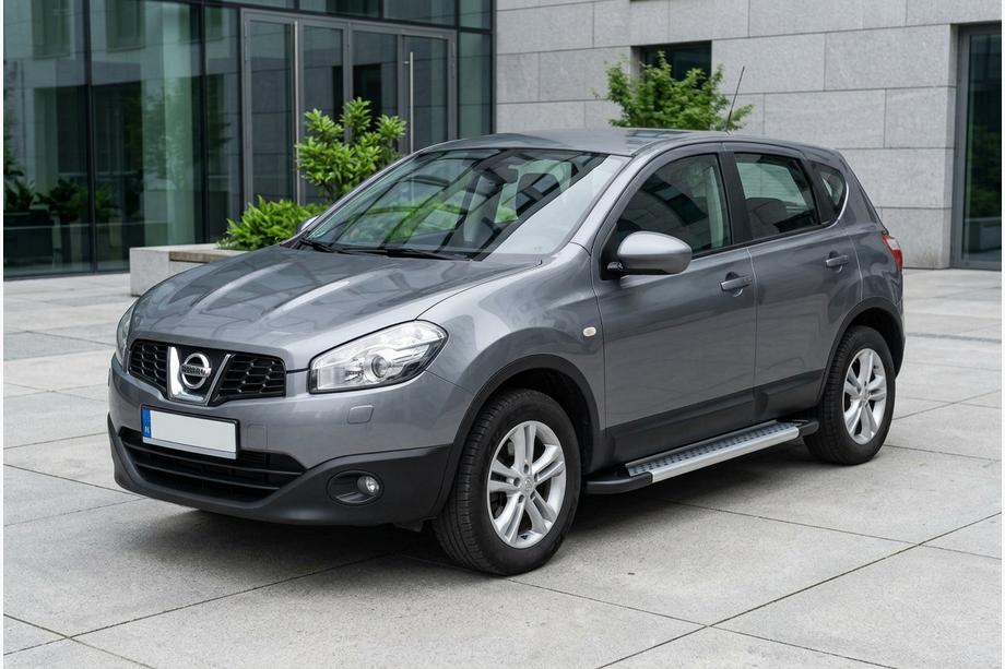 Nissan Qashqai 2010–2014 Bočné nášľapy Vision New Grey (2 ks, hliník) Dlhý rázvor Image
