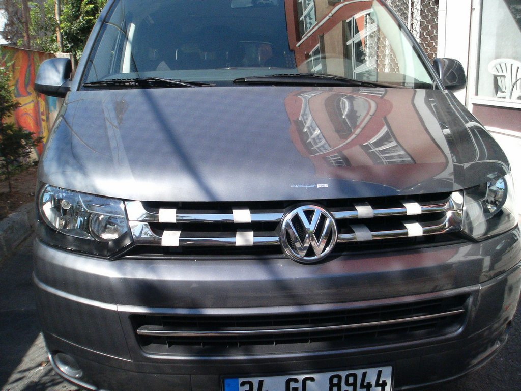 Krytka na masku chladiča Volkswagen T5