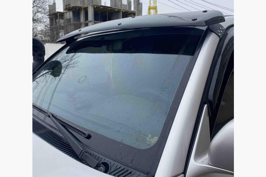 Toyota Land Cruiser 100 1998–2007 Clona na čelné sklo Image