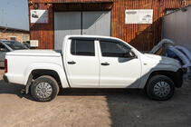 Volkswagen Amarok 2010–2022 Okenné deflektory s chrómovou lištou (4 ks, Niken) fotografia 6