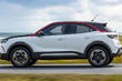 Test kompaktného crossoveru Opel Mokka novej generácie fotografia 3