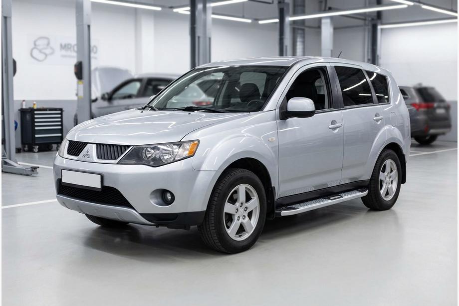 Mitsubishi Outlander 2006–2012 Mevsim Grey bočné nášľapy (2 ks, hliník) Image