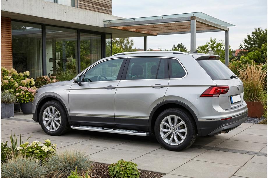 Volkswagen Tiguan 2016–2023 Mevsim Grey bočné nášľapy (2 ks, hliník) Image