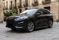 Ford Kuga/Escape 2019– Bočné nášľapy Bosphore Black (2 ks, hliník) fotografia 1