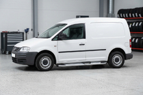 Volkswagen Caddy 2004–2010 Mevsim Grey bočné nášľapy (2 ks, hliník) Maxi rázvor fotografia 1