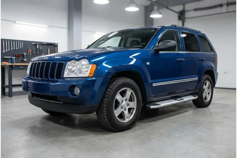 Jeep Grand Cherokee WK 2004–2010 Mevsim Grey bočné nášľapy (2 ks, hliník) Image
