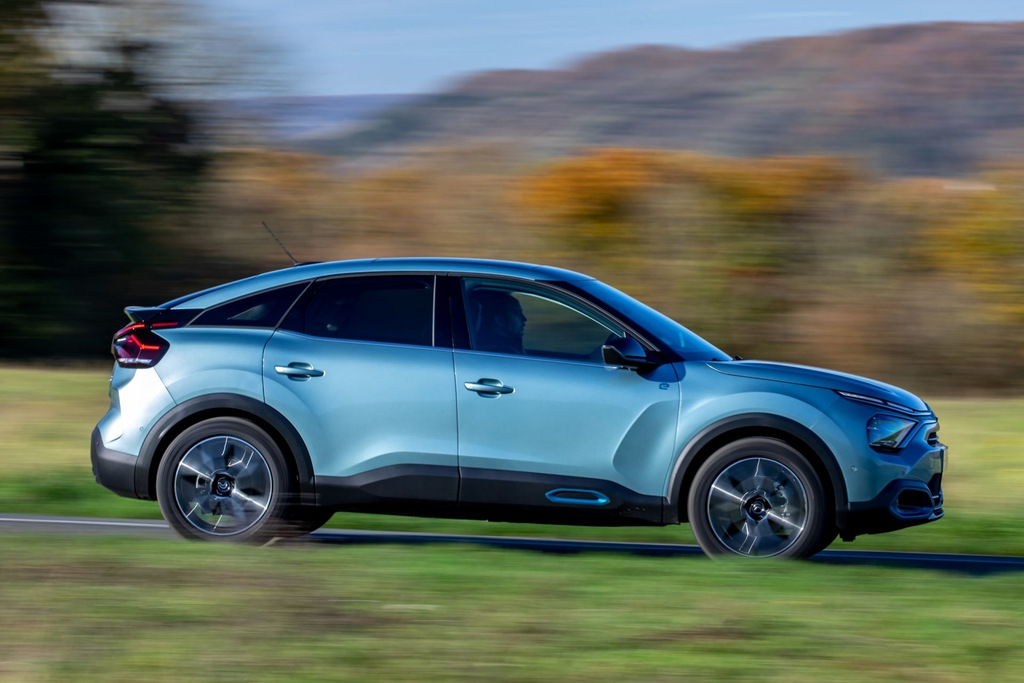 Test elektrického hatchbacku Citroen e-С4