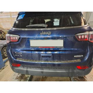 Nerezová lišta na zadný nárazník Carmos (nerez) Jeep Compass 2016– fotografia 3