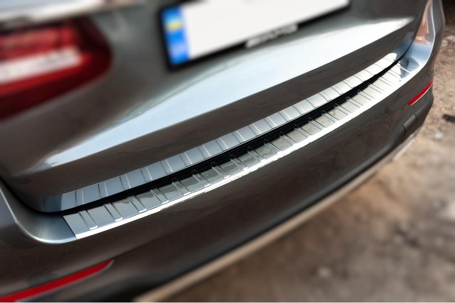 Mercedes GLC X253 2015–2022 Ochranná lišta zadného nárazníka Carmos (2015-2019, nerez) Image