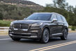 Prémiový sedemmiestny crossover Lincoln Aviator fotografia 3
