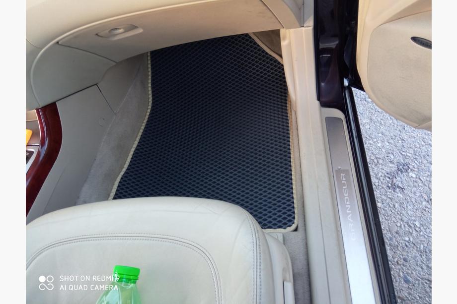 Hyundai Grandeur 2005–2011 Polyuretánové rohože (EVA, čierne) Fotografia 4