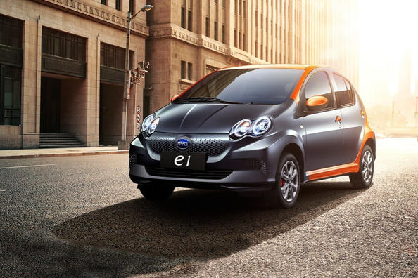 Prehľad kompaktného elektrického hatchbacku BYD e1