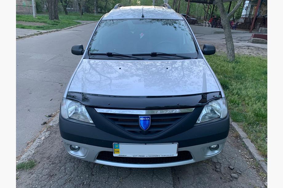 Dacia Logan I 2005–2008 Deflektor kapoty (EuroCap) Image