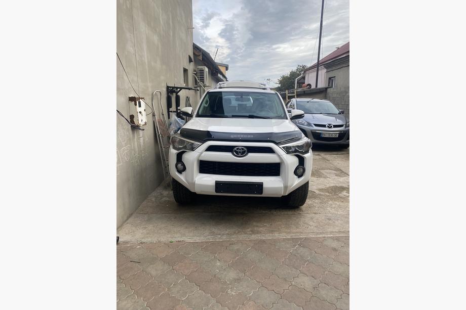 Toyota 4Runner 2009–2024 Deflektor kapoty (VIP) Image