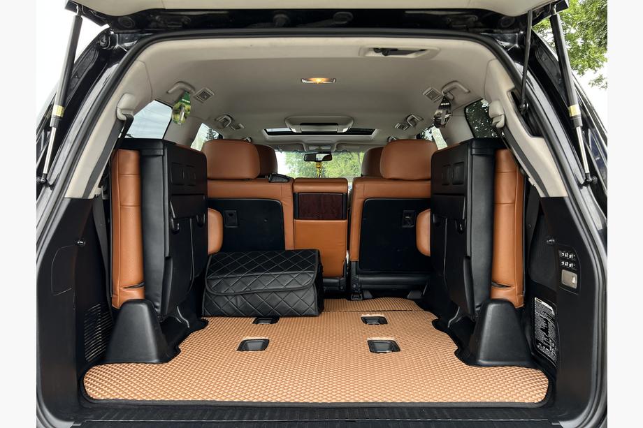 Lexus LX570/450d 2008–2022 Rohož do kufra 2 ks (EVA, 7 miest, tehlová) Image