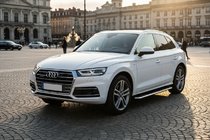 Audi Q5 2017–2025 Bočné nášľapy Maydos V1 (2 ks, hliník) fotografia 1