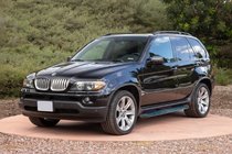 BMW X5 E53 1999–2006 Bočné nášľapy Maya Blue (2 ks, hliník) fotografia 1