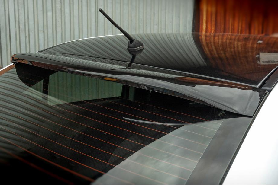 Mitsubishi Lancer X 2008– Spojler zadného okna Sedan (ABS) Image