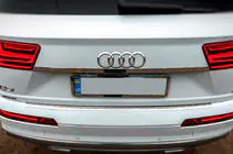 Audi Q7 2015–2026 Nerezová lišta na zadný nárazník Carmos (nerez) fotografia 4