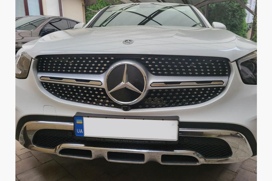 Mercedes GLC Coupé C253 2016–2023 Predná maska Diamond Silver (pre Base 2019-2022) Image