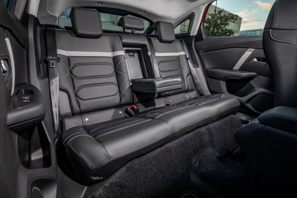 Hatchback so zvýšenou priechodnosťou Citroen C4