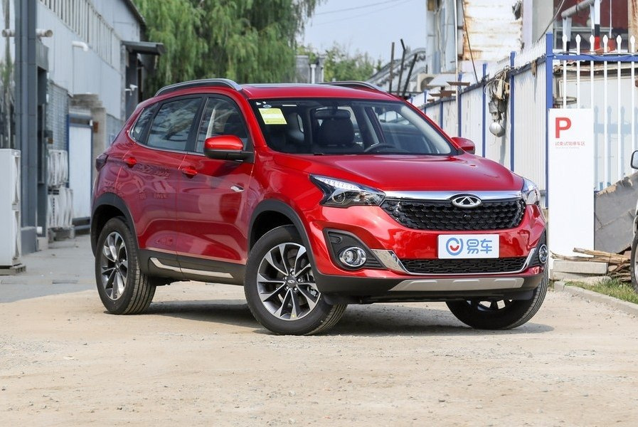 Recenzia kompaktného crossoveru Chery Tiggo 7 FLY