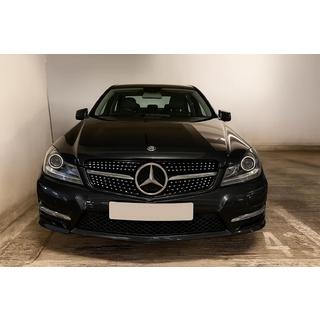 Predná maska chladiča Diamond Silver Mercedes trieda C W204 2007–2015 fotografia 3