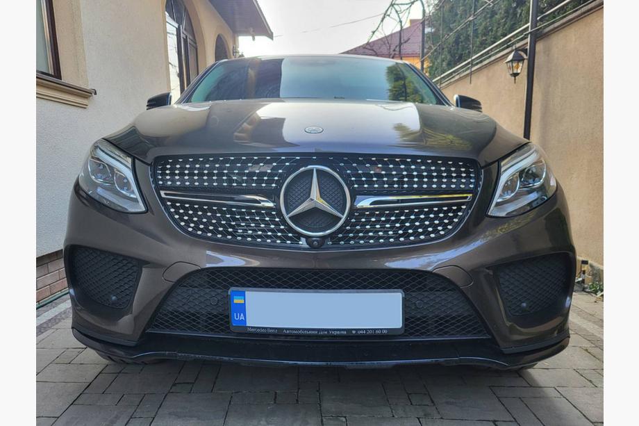 Mercedes GLE kupé C292 2015–2019 Tuningová maska chladiča (Diamond Black) Bez kamery Fotografia 3