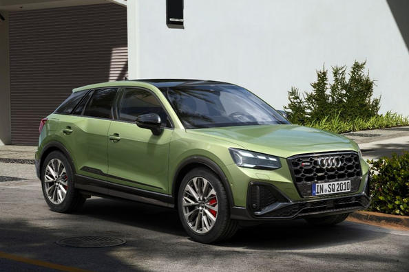 Test nabitého crossovera Audi SQ2 s pohonom všetkých kolies