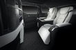 Recenzia prémiového minivanu Lexus LM fotografia 7